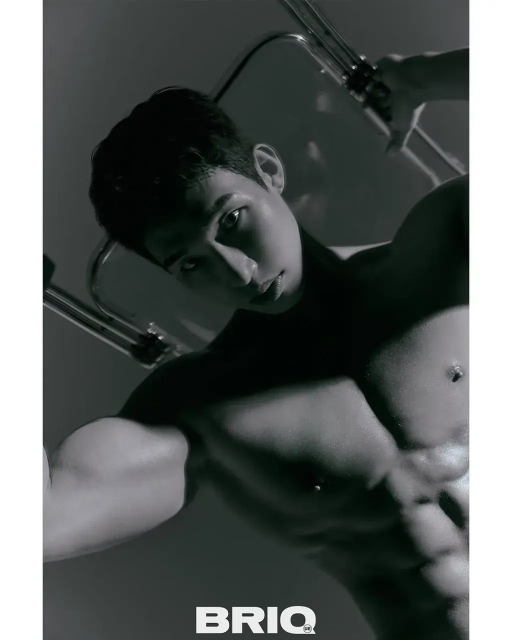 หนุ่มเกาหลีงานดี มีวาร์ป ( IG : byuxxmxx )