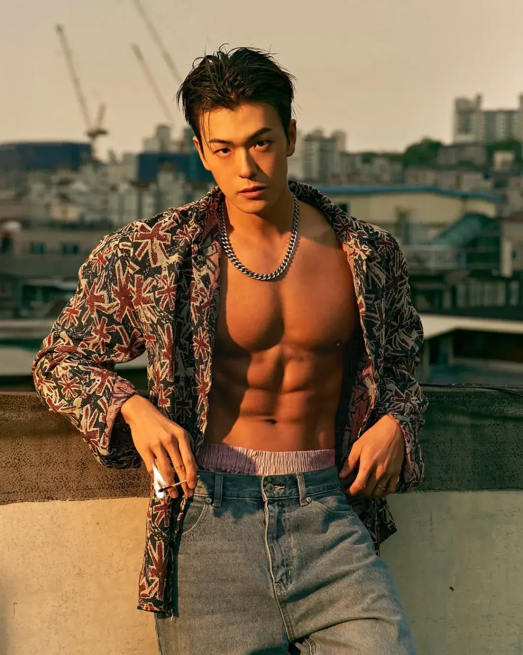 หนุ่มเกาหลีงานดี มีวาร์ป ( IG : kkyuwoo0 )