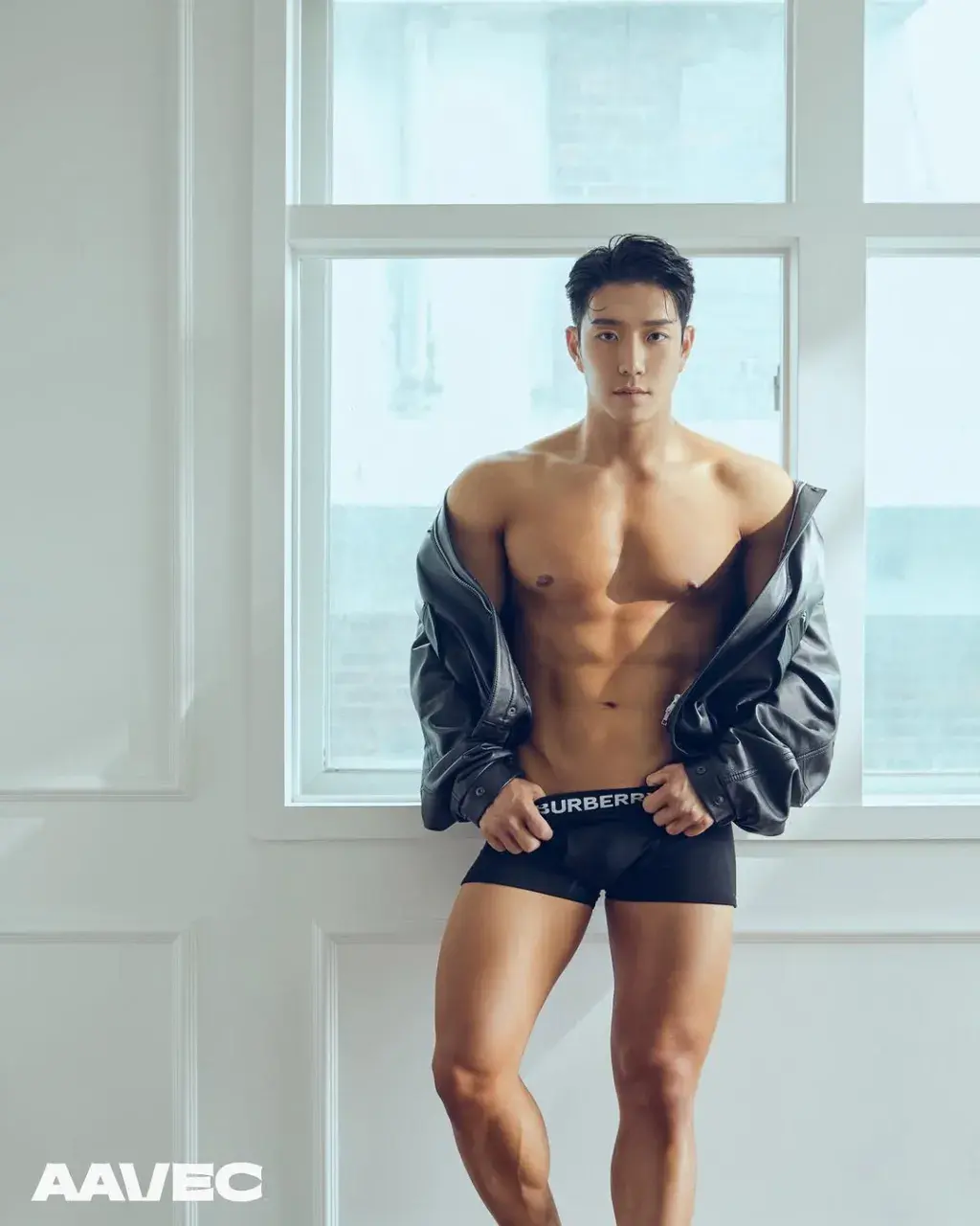 หนุ่มเกาหลีงานดี มีวาร์ป ( IG : yundooydy )