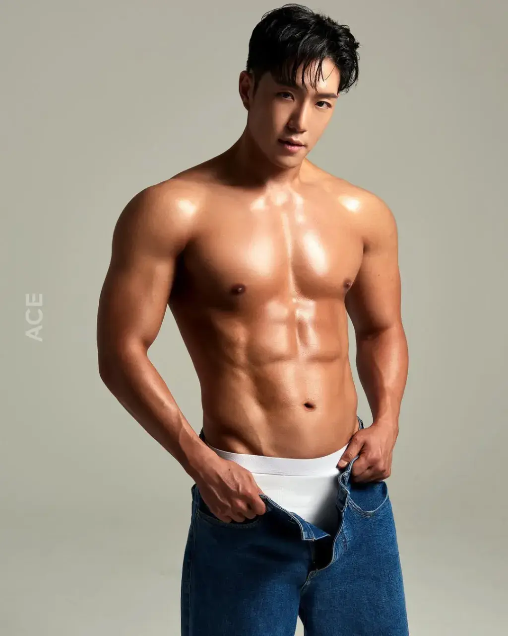 หนุ่มเกาหลีงานดี มีวาร์ป ( IG : yundooydy )