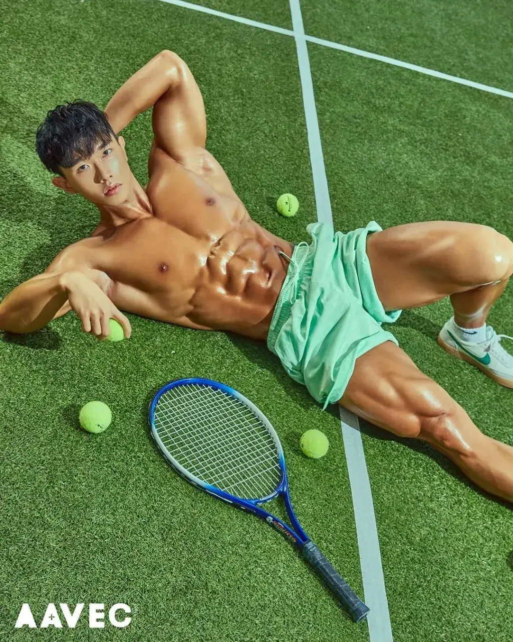 หนุ่มเกาหลีงานดี มีวาร์ป ( IG : jjuntime )