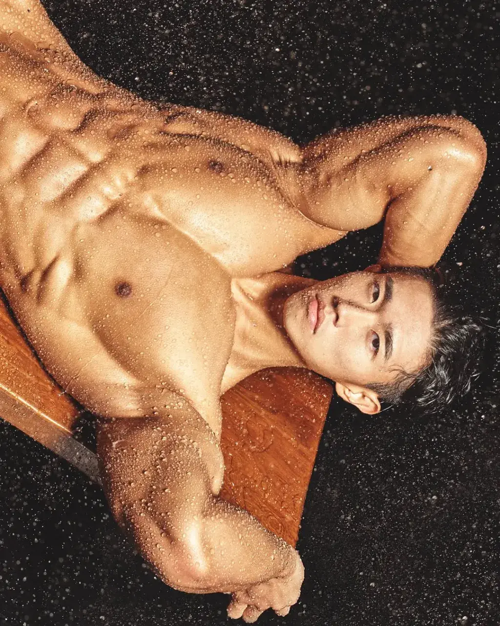 หนุ่มเกาหลีงานดี มีวาร์ป ( IG : jjuntime )