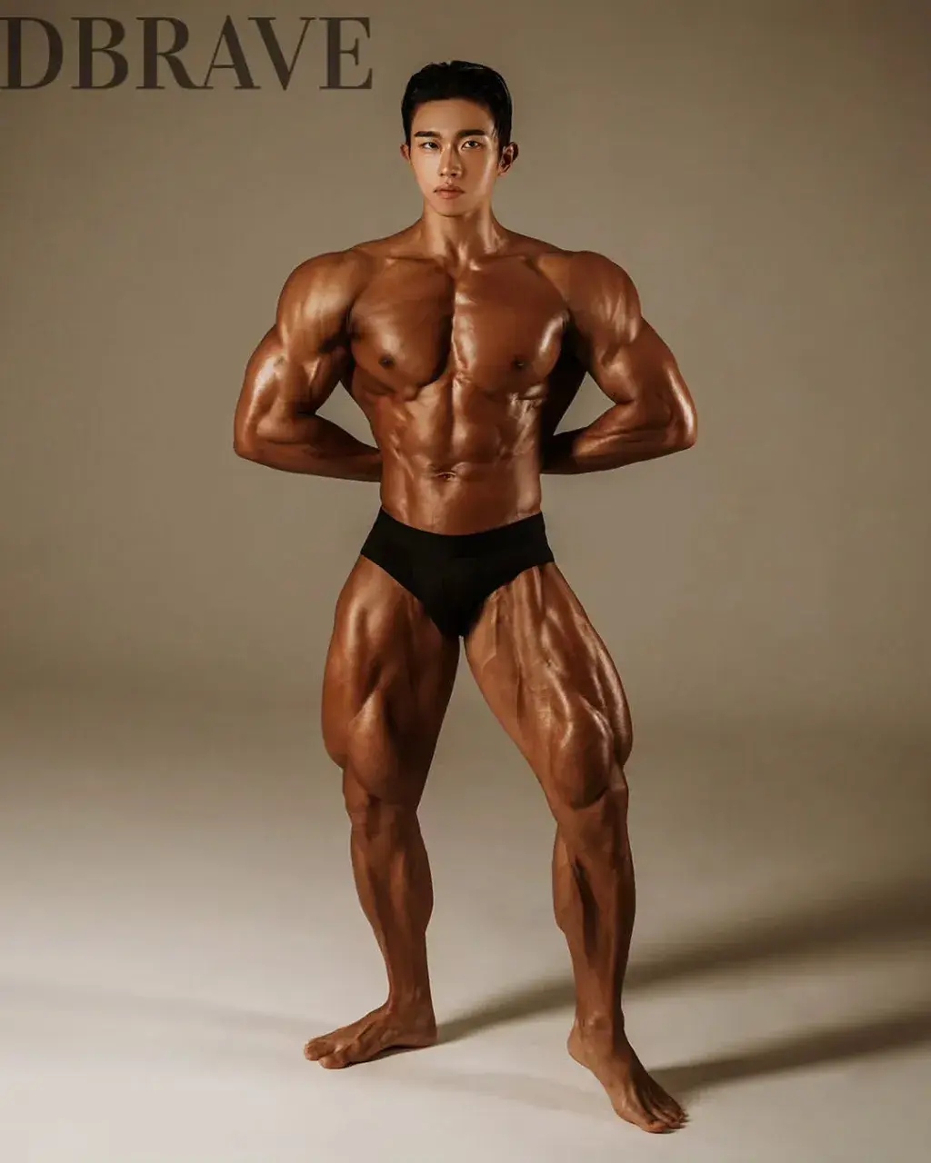 หนุ่มเกาหลีงานดี มีวาร์ป ( IG : jjuntime )