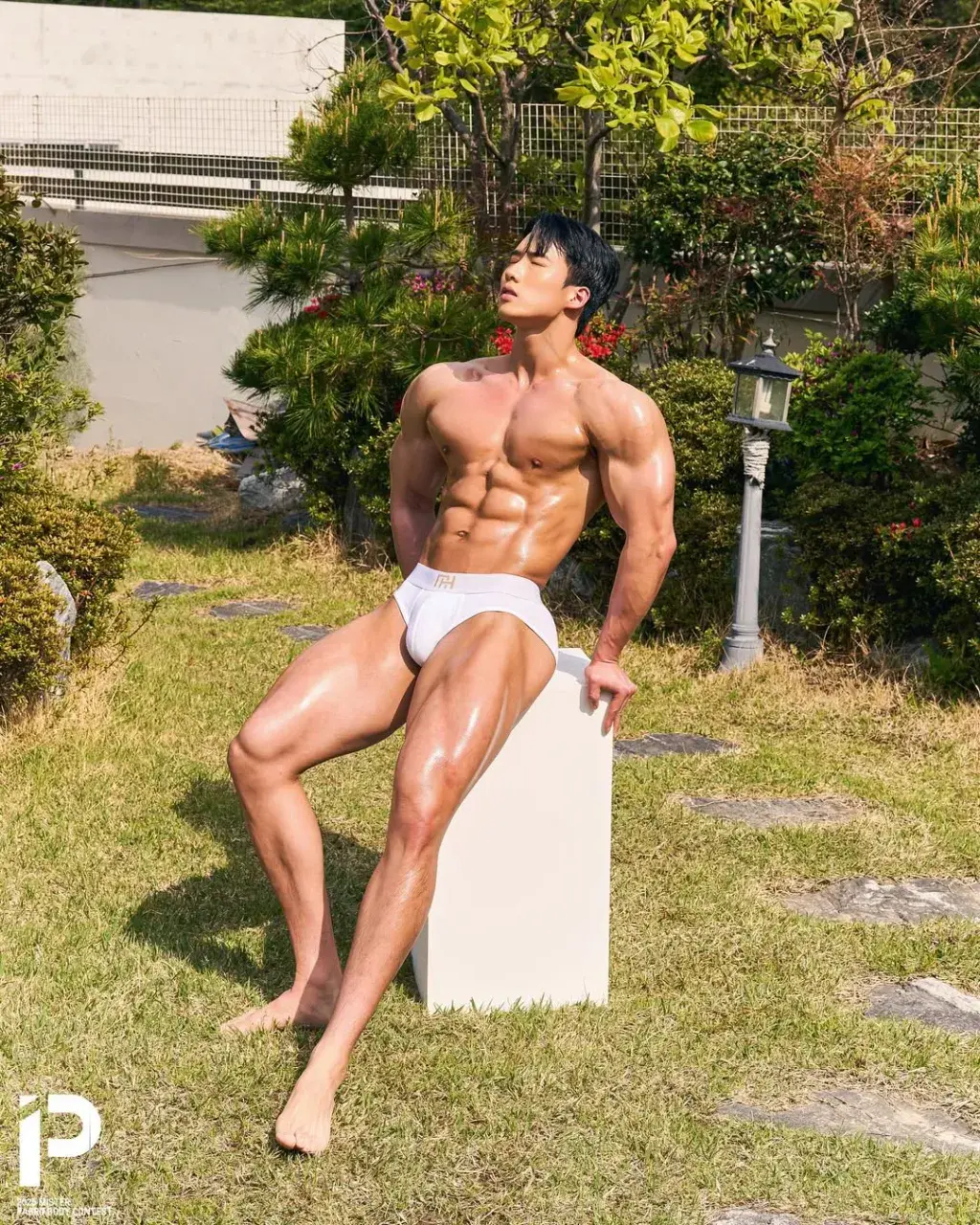 หนุ่มเกาหลีงานดี มีวาร์ป ( IG : b_ukk )