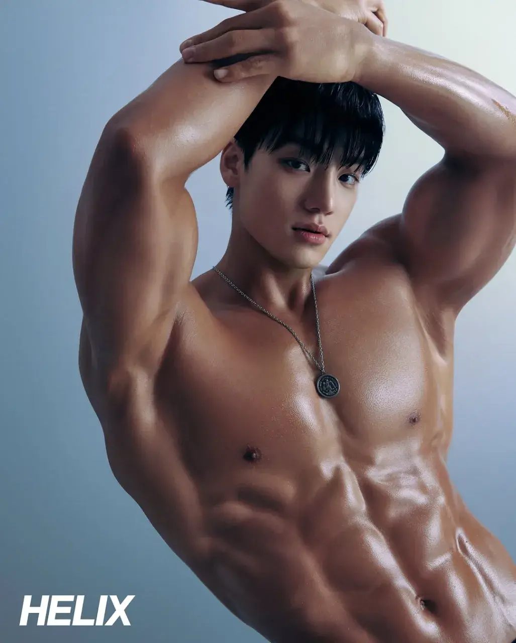 หนุ่มเกาหลีงานดี มีวาร์ป ( IG : samde_5back )