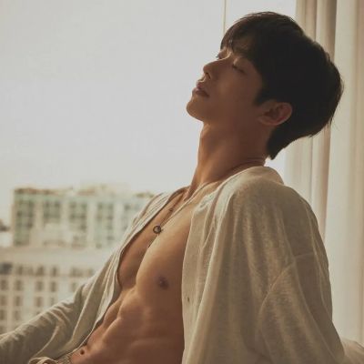 หนุ่มเกาหลีงานดี มีวาร์ป ( IG : choehyeokgeun )