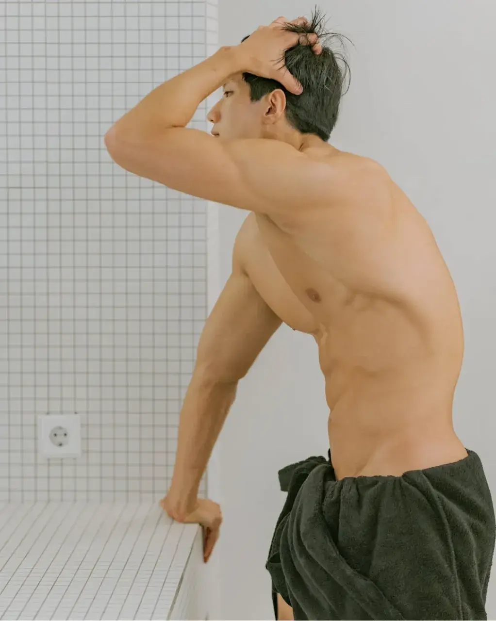 หนุ่มเกาหลีงานดี มีวาร์ป ( IG : qkrgktkxks )