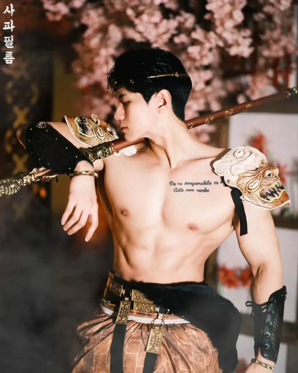 หนุ่มเกาหลีงานดี มีวาร์ป ( IG : qkrgktkxks )