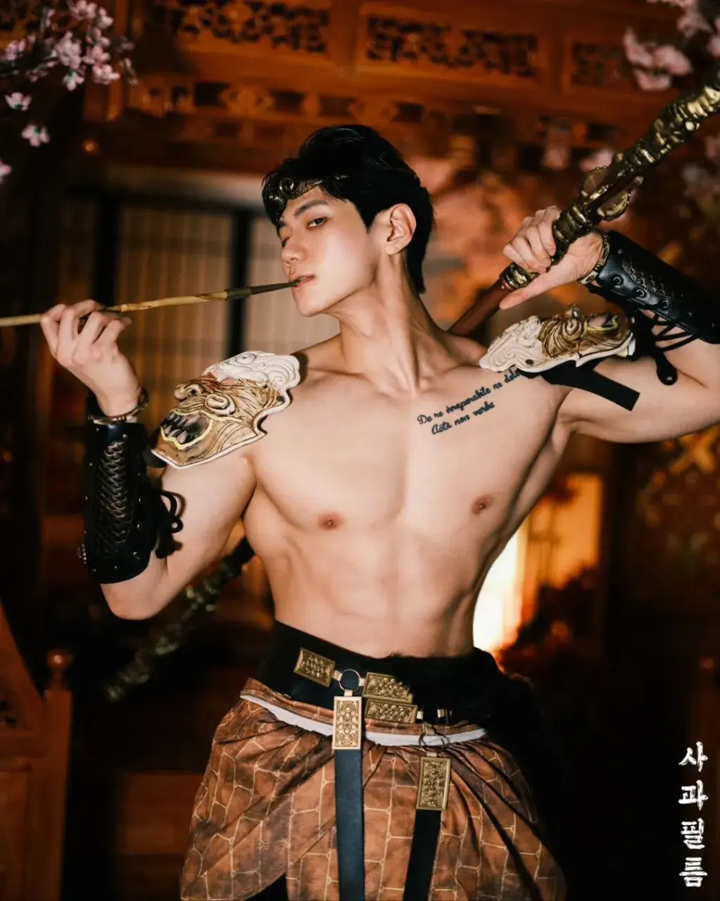 หนุ่มเกาหลีงานดี มีวาร์ป ( IG : qkrgktkxks )