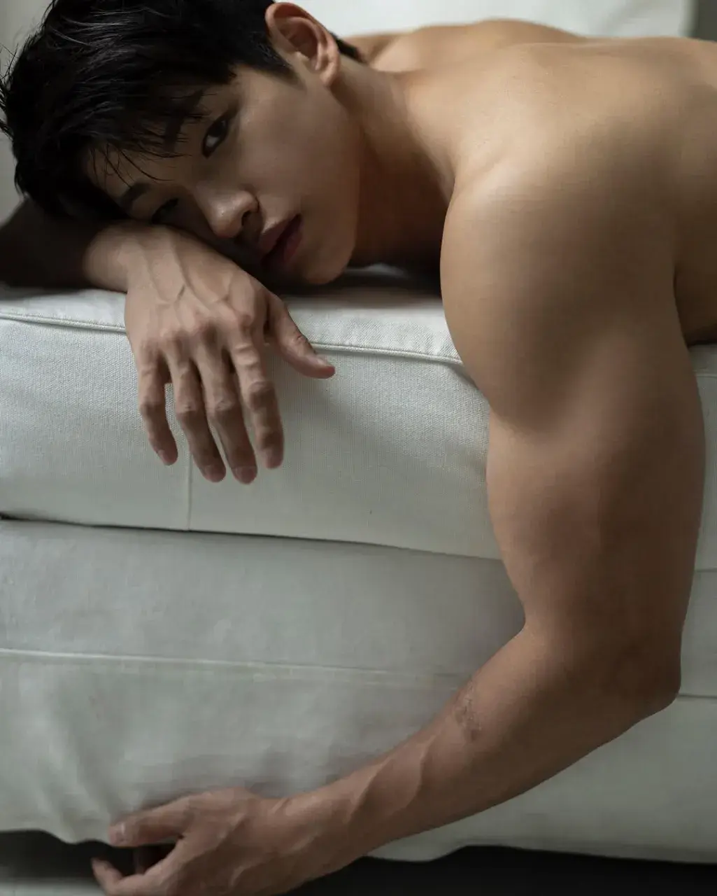 หนุ่มเกาหลีงานดี มีวาร์ป ( IG : 1f_okey )