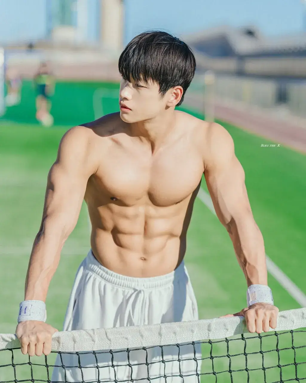 หนุ่มเกาหลีงานดี มีวาร์ป ( IG : 1f_okey )