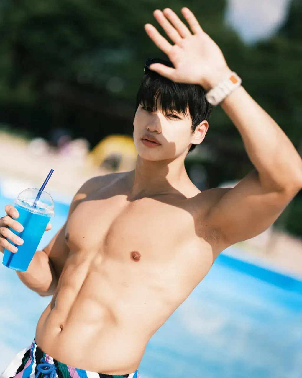 หนุ่มเกาหลีงานดี มีวาร์ป ( IG : 1f_okey )