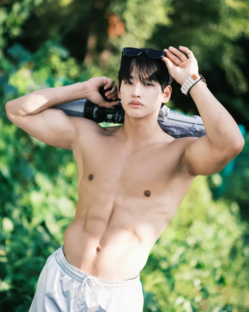 หนุ่มเกาหลีงานดี มีวาร์ป ( IG : 1f_okey )