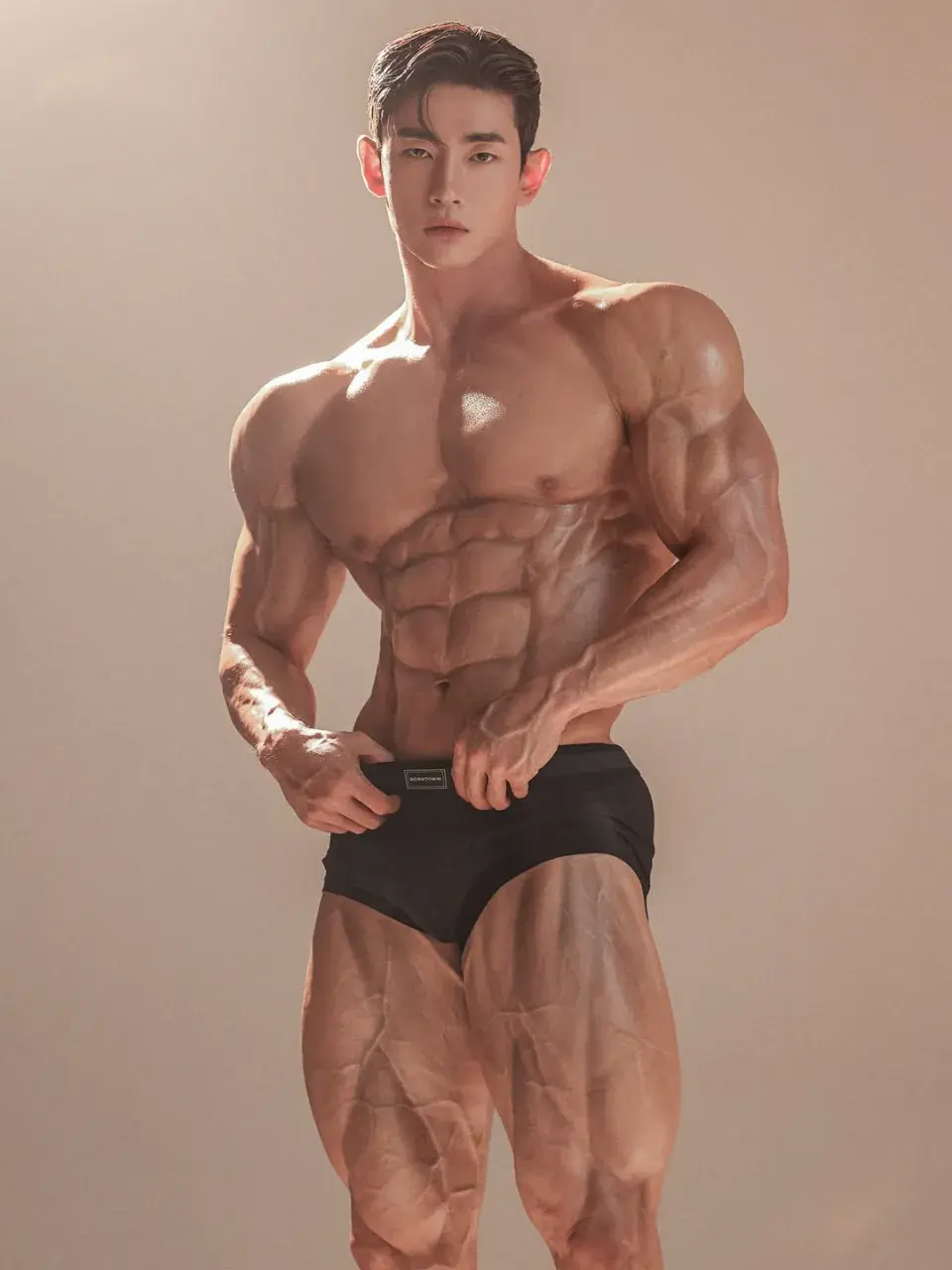 หนุ่มเกาหลีงานดี มีวาร์ป ( IG : superbody__jin )