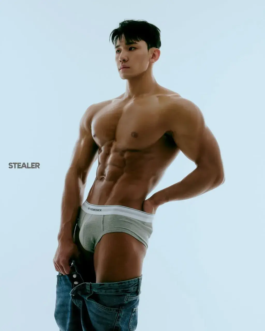 หนุ่มเกาหลีงานดี มีวาร์ป ( IG : classic___sun )