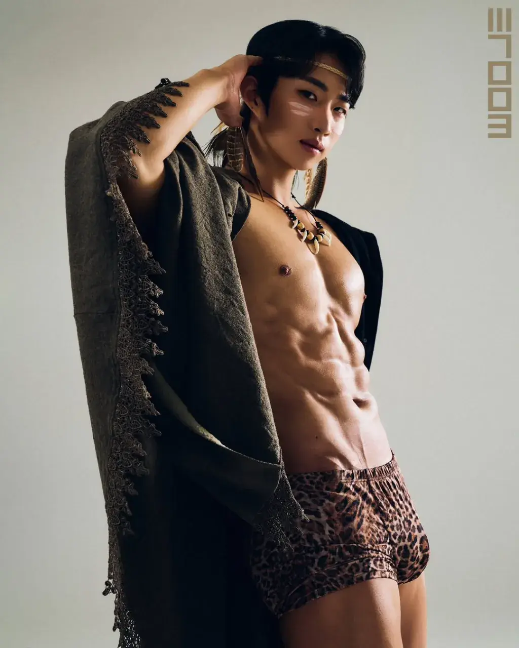 หนุ่มเกาหลีงานดี มีวาร์ป ( IG : ____t_o_p____ )