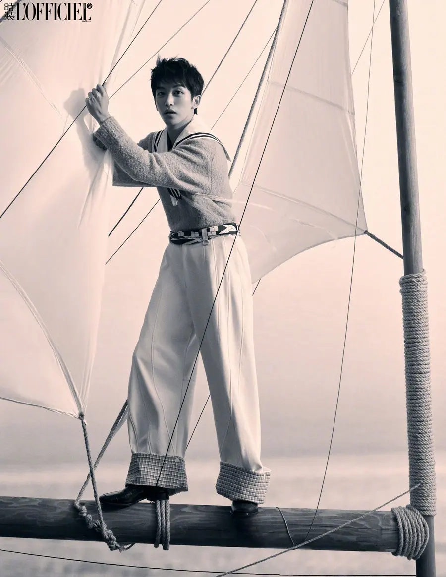 Huang Zihongfan @ L’OFFICIEL China August 2025