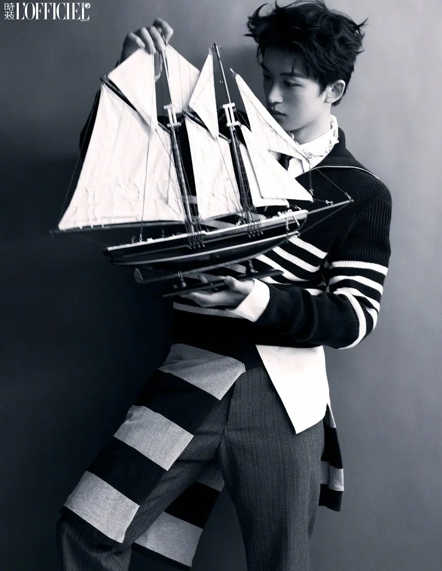 Huang Zihongfan @ L’OFFICIEL China August 2025