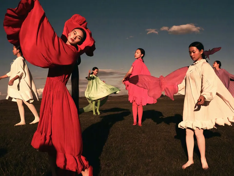 He Cong @ Harper's BAZAAR China October 2025