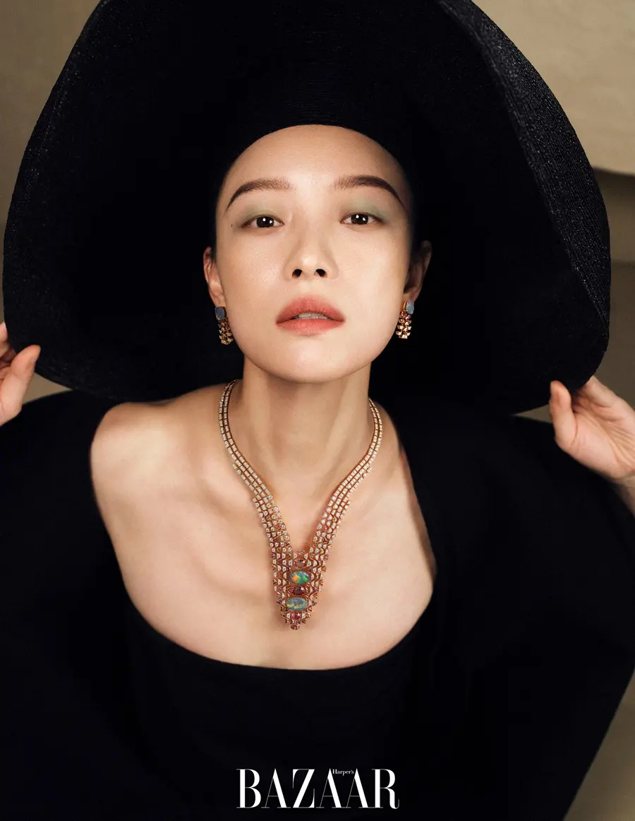 Ni Ni @ Harper's BAZAAR China October 2025