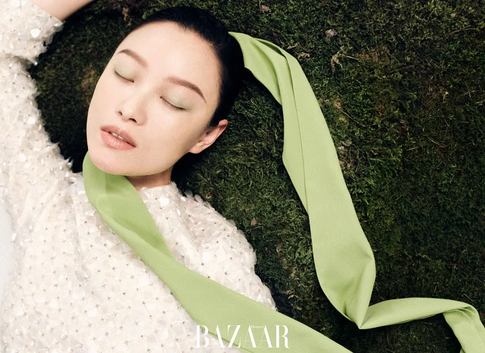 Ni Ni @ Harper's BAZAAR China October 2025