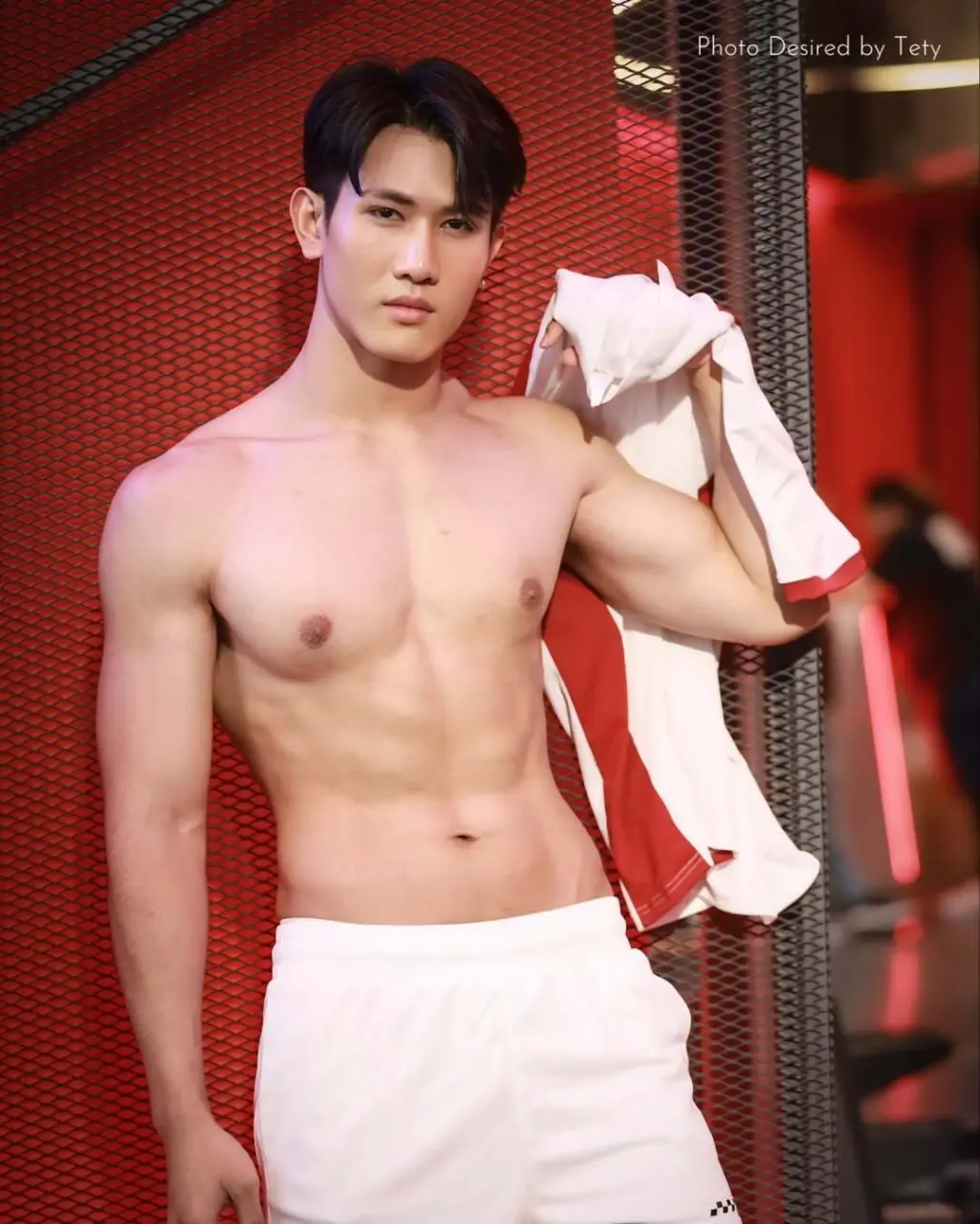 Cool GUY : Phacharaphon Suksamran