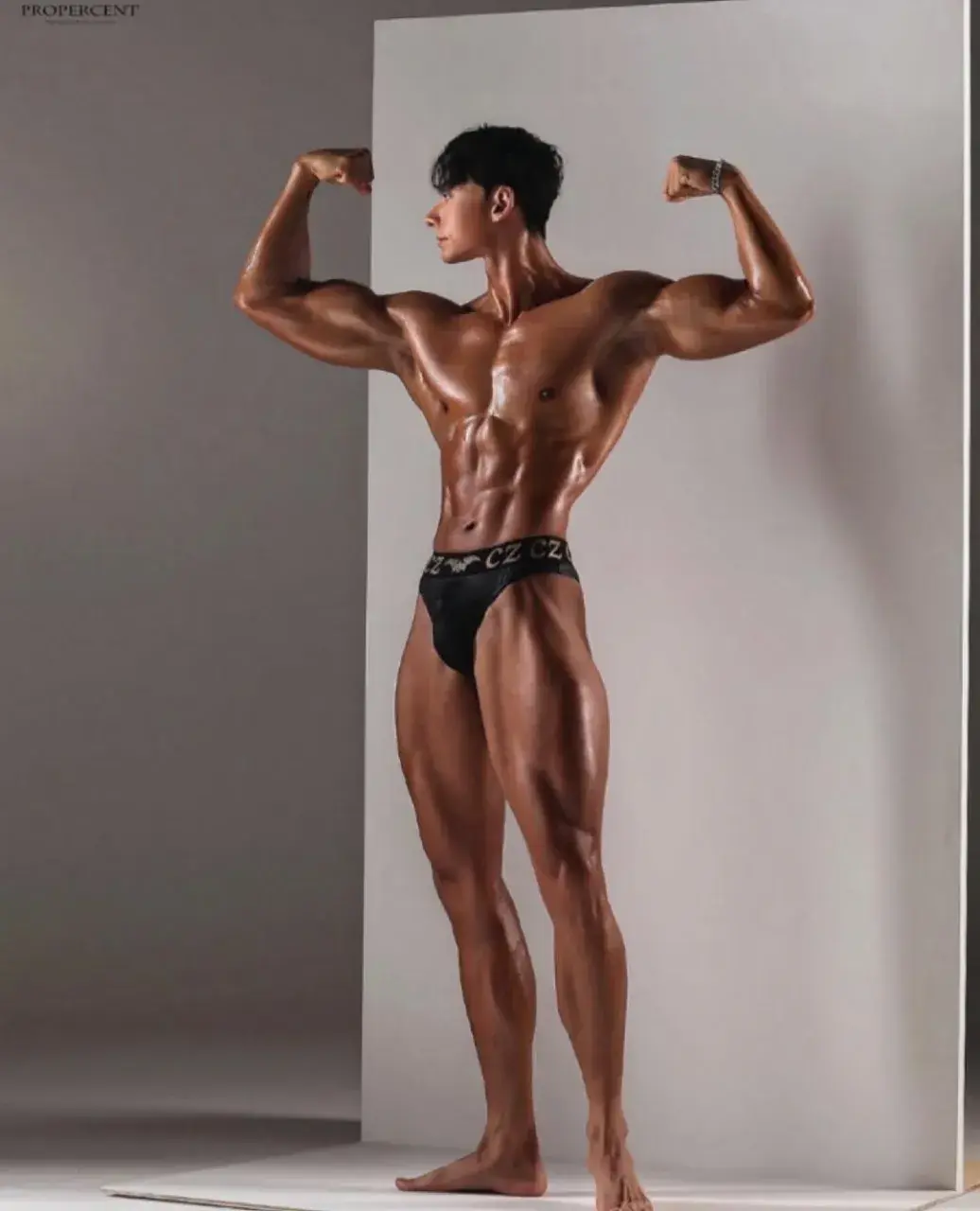 หนุ่มเกาหลีงานดี มีวาร์ป ( IG : 1212.180woo )