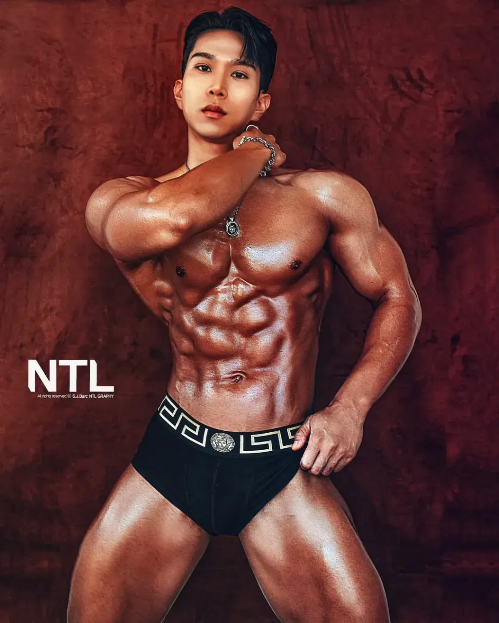 หนุ่มเกาหลีงานดี มีวาร์ป ( IG : gxxwng )