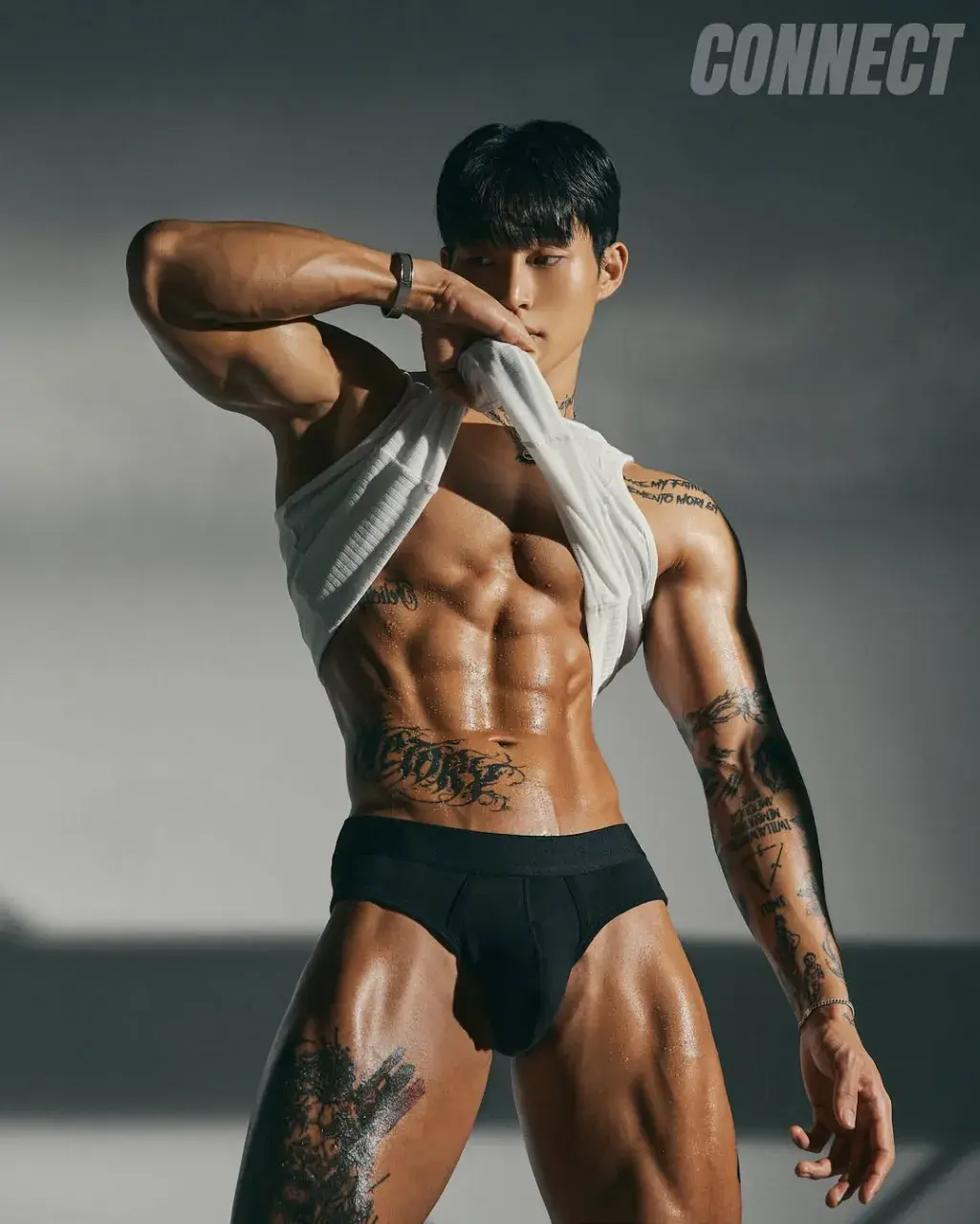 หนุ่มเกาหลีงานดี มีวาร์ป ( IG : lim_yolo_ )