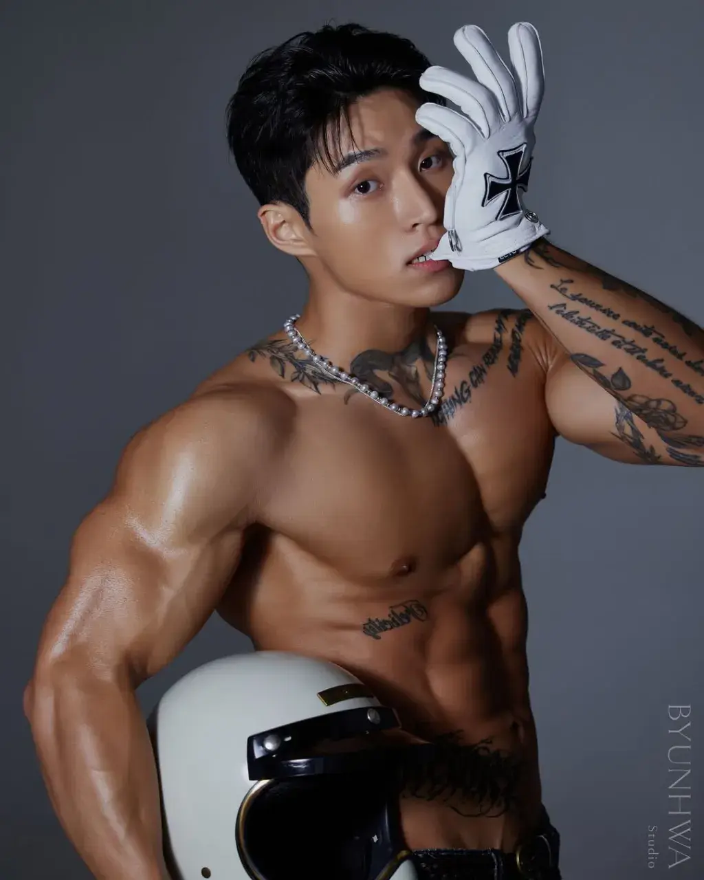 หนุ่มเกาหลีงานดี มีวาร์ป ( IG : lim_yolo_ )