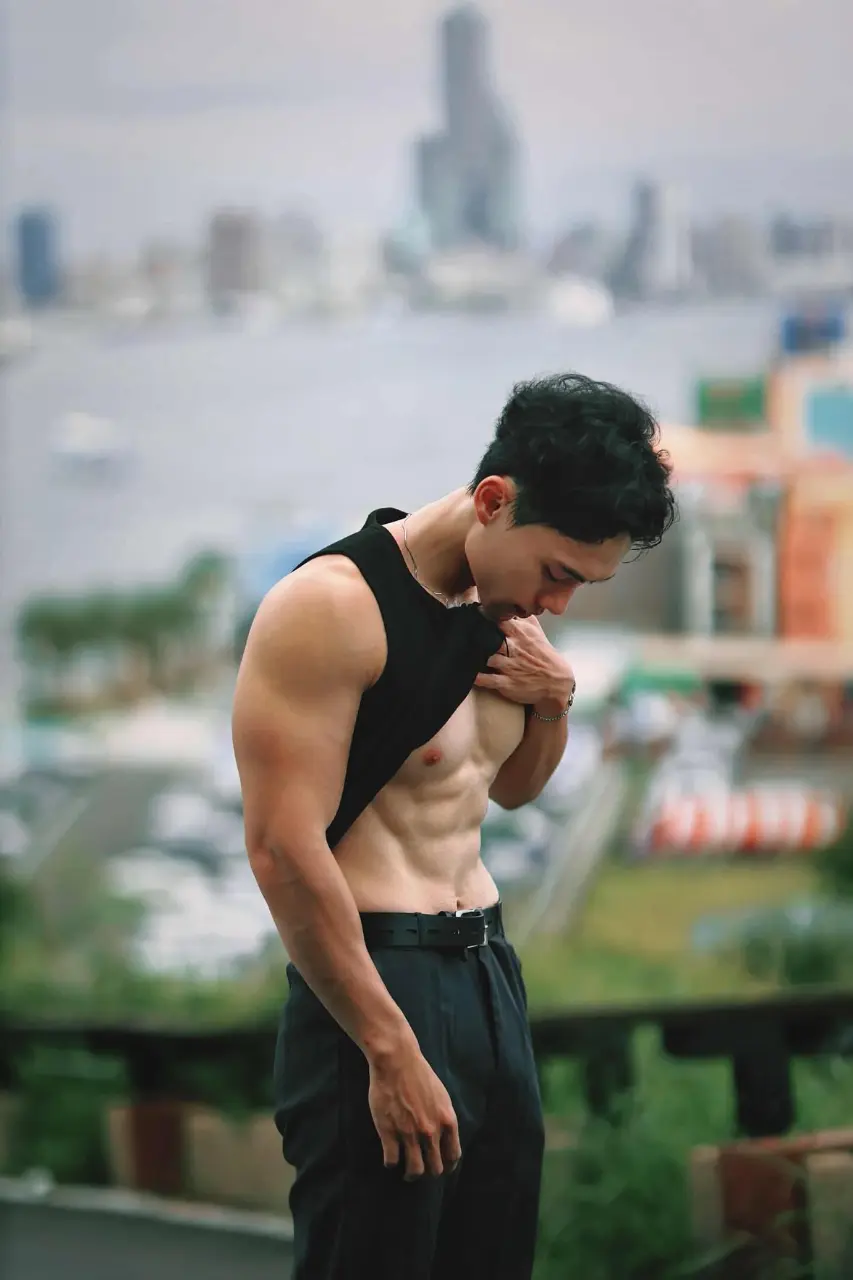 ถอดโชว์เรือนร่าง 2946