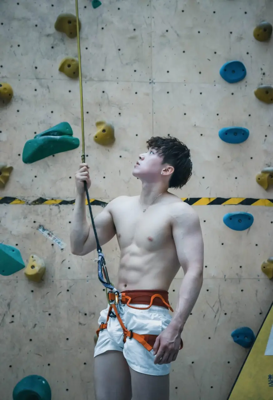 ถอดโชว์เรือนร่าง 2946