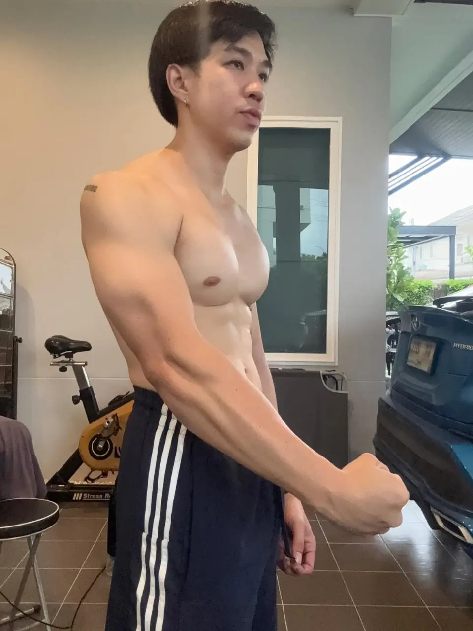 ถอดโชว์เรือนร่าง 2946