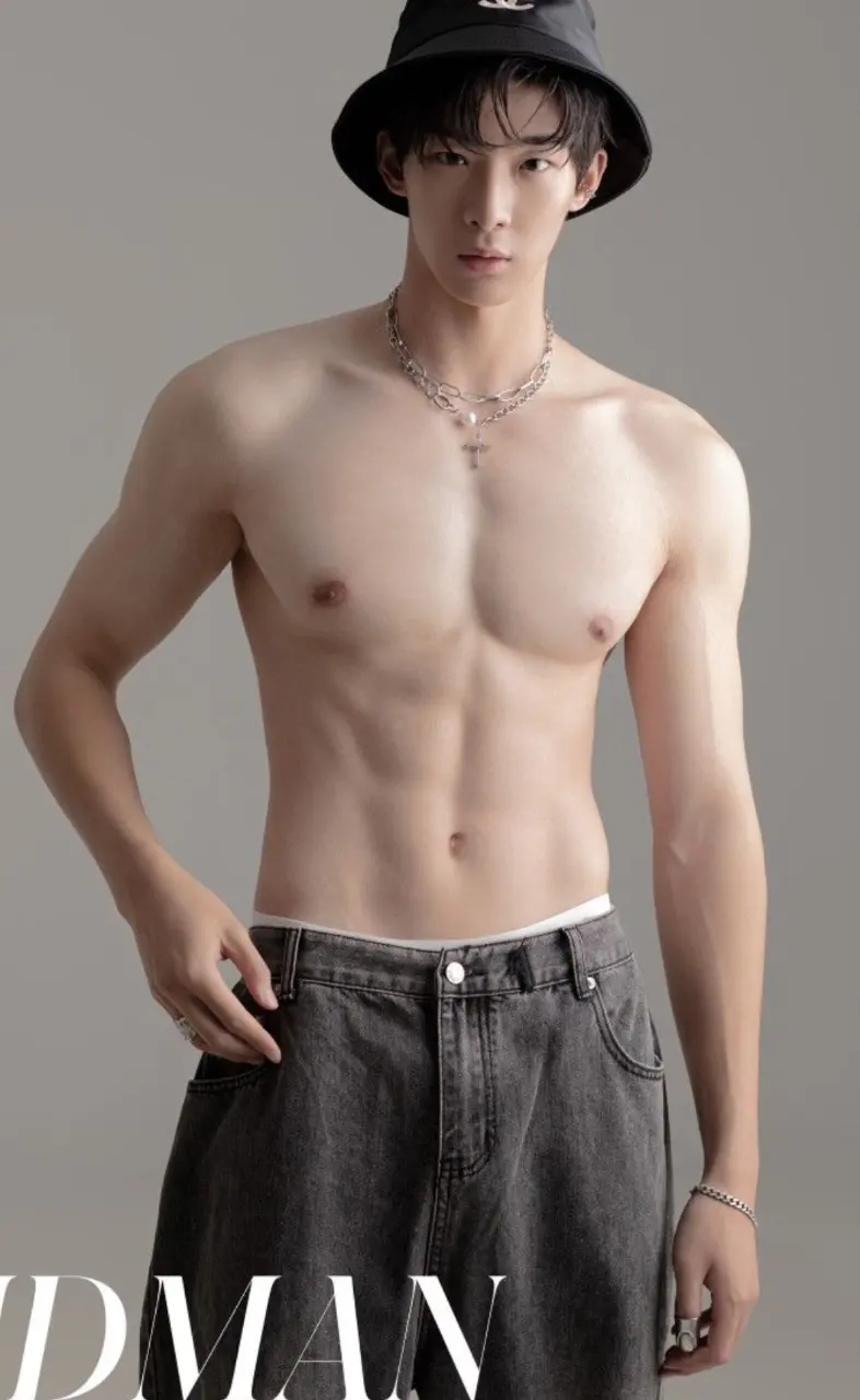 ถอดโชว์เรือนร่าง 2947