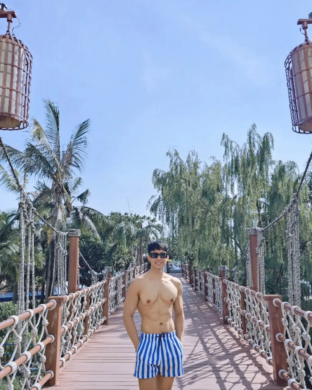 ถอดโชว์เรือนร่าง 2947