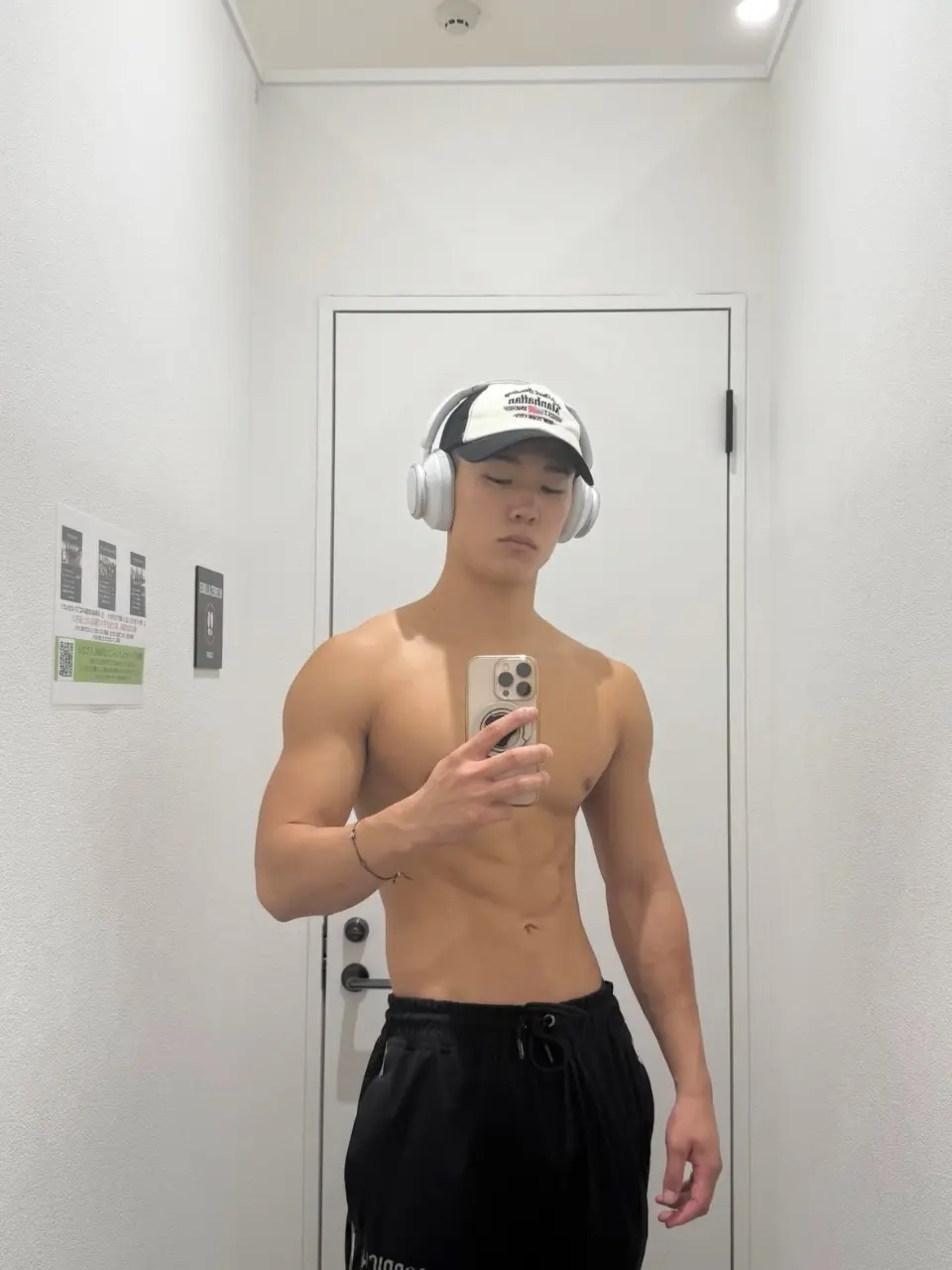 ถอดโชว์เรือนร่าง 2947