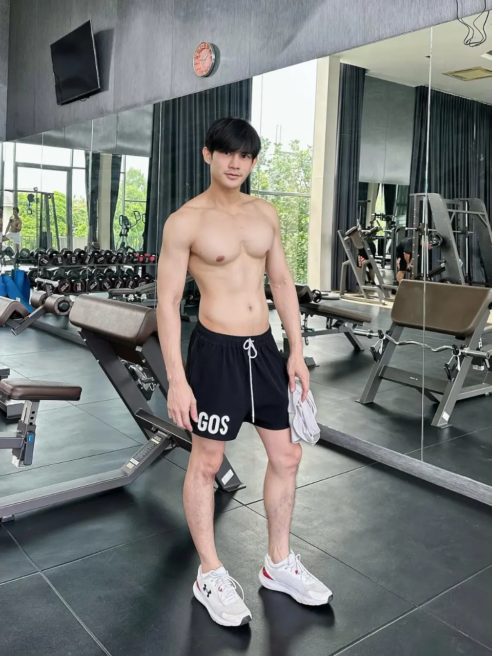 ถอดโชว์เรือนร่าง 2947