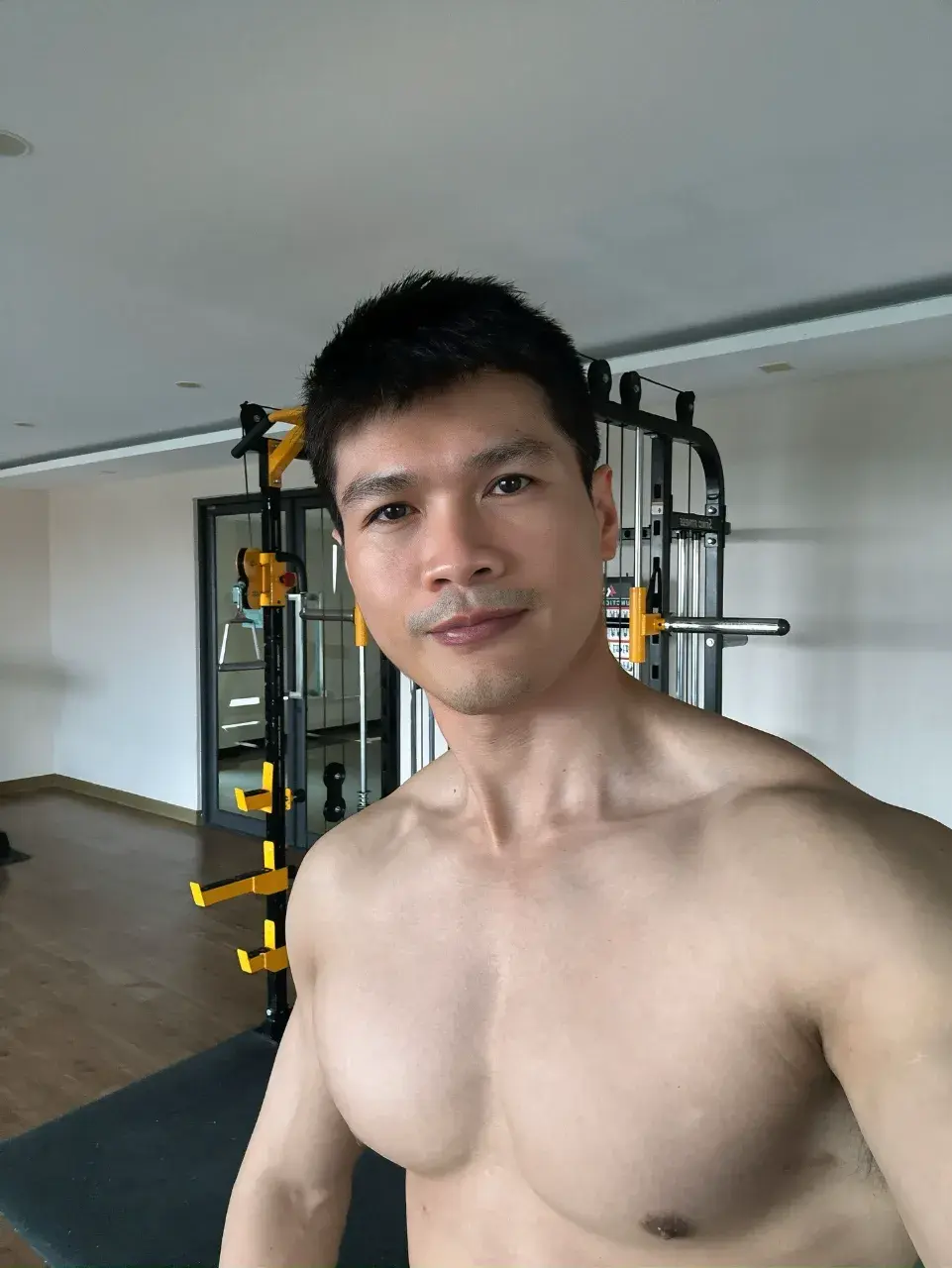 ดิบๆดุดันแน่นอน