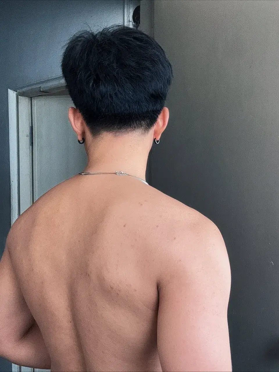 อร่อยแต่บอกว่าแซ่บ