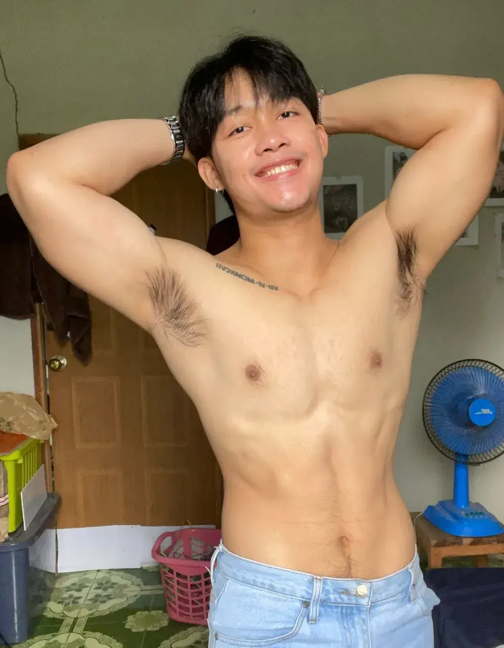 เลียแล้วให้มิด