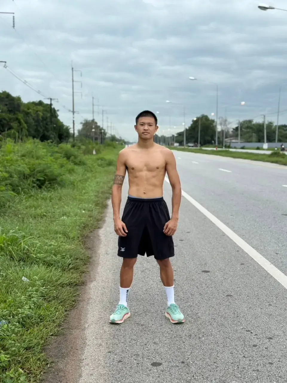 กรุบกรอบ