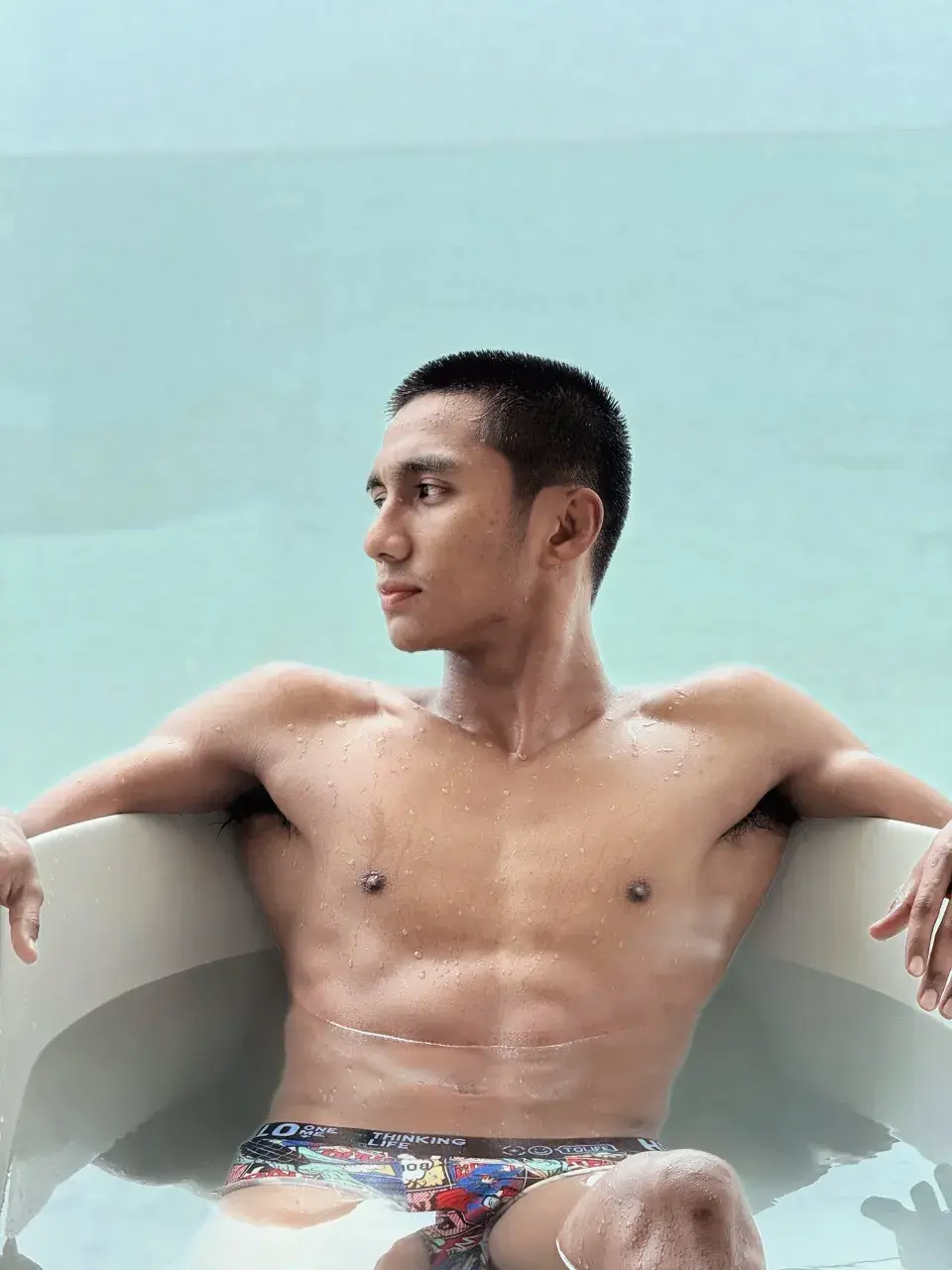 กรุบกรอบ