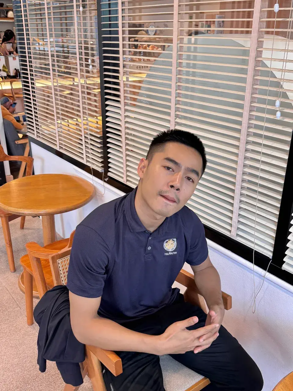 กรุบกรอบ