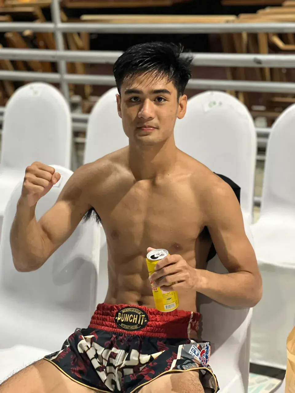 กรุบกรอบ