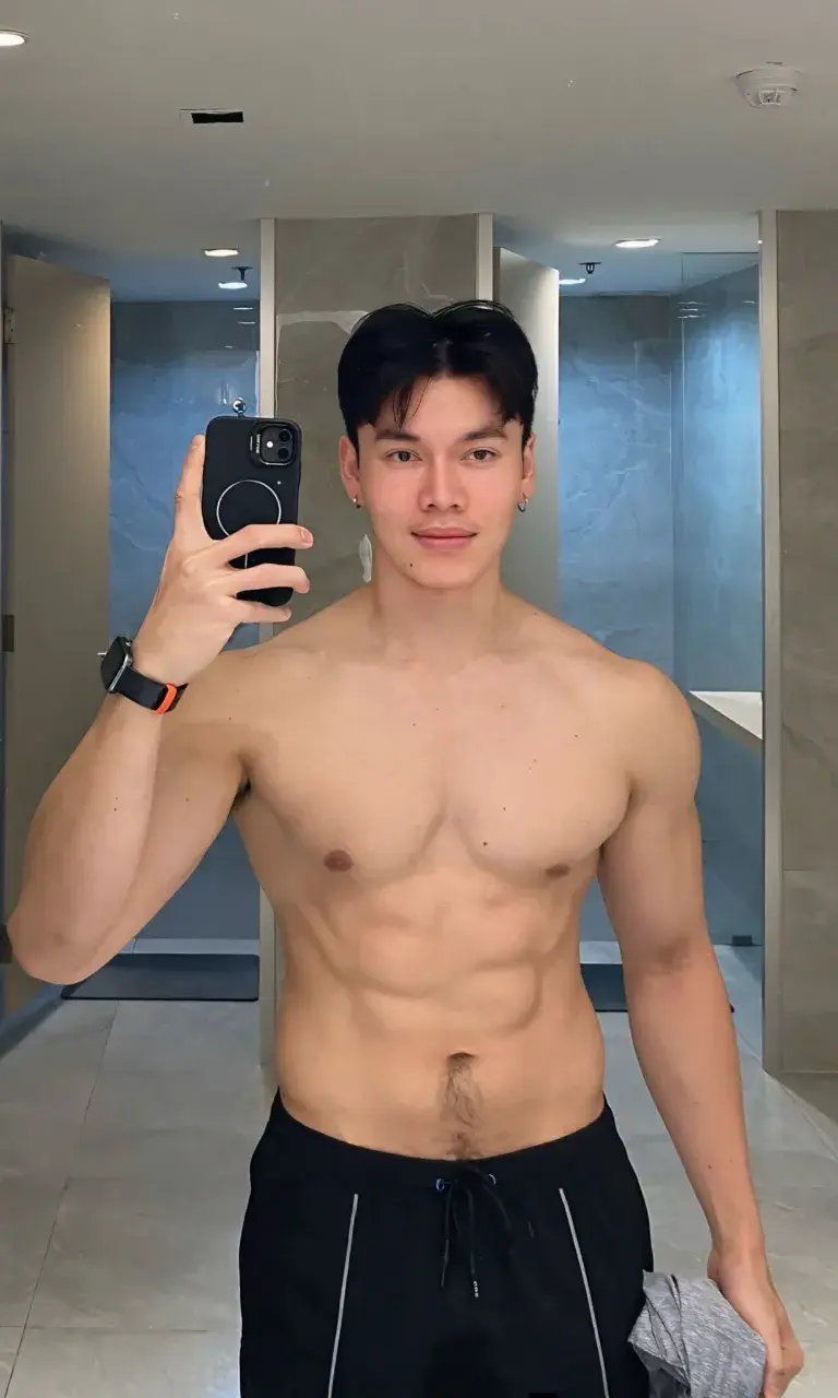 กรุบกรอบ