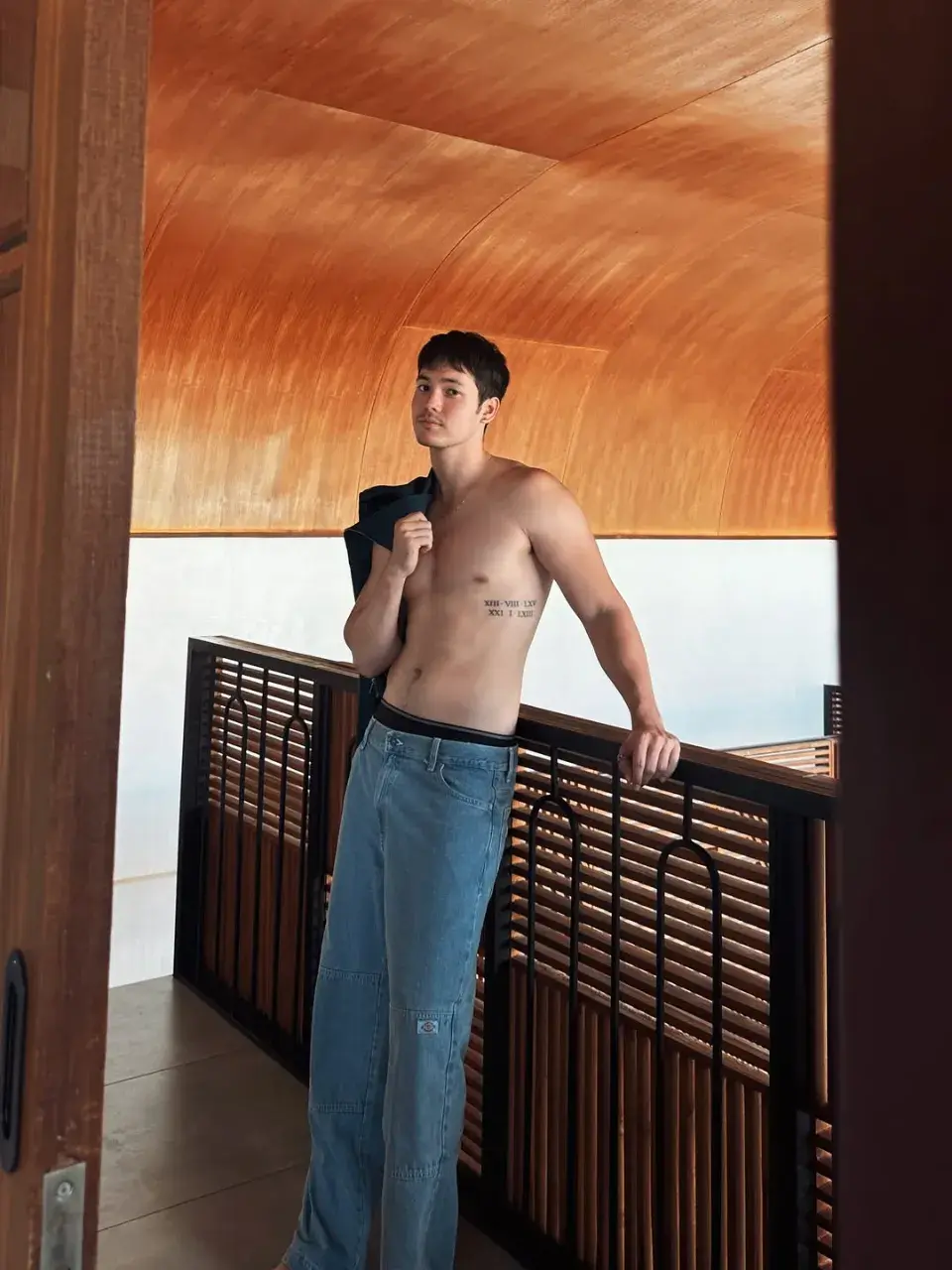 กรุบกรอบ