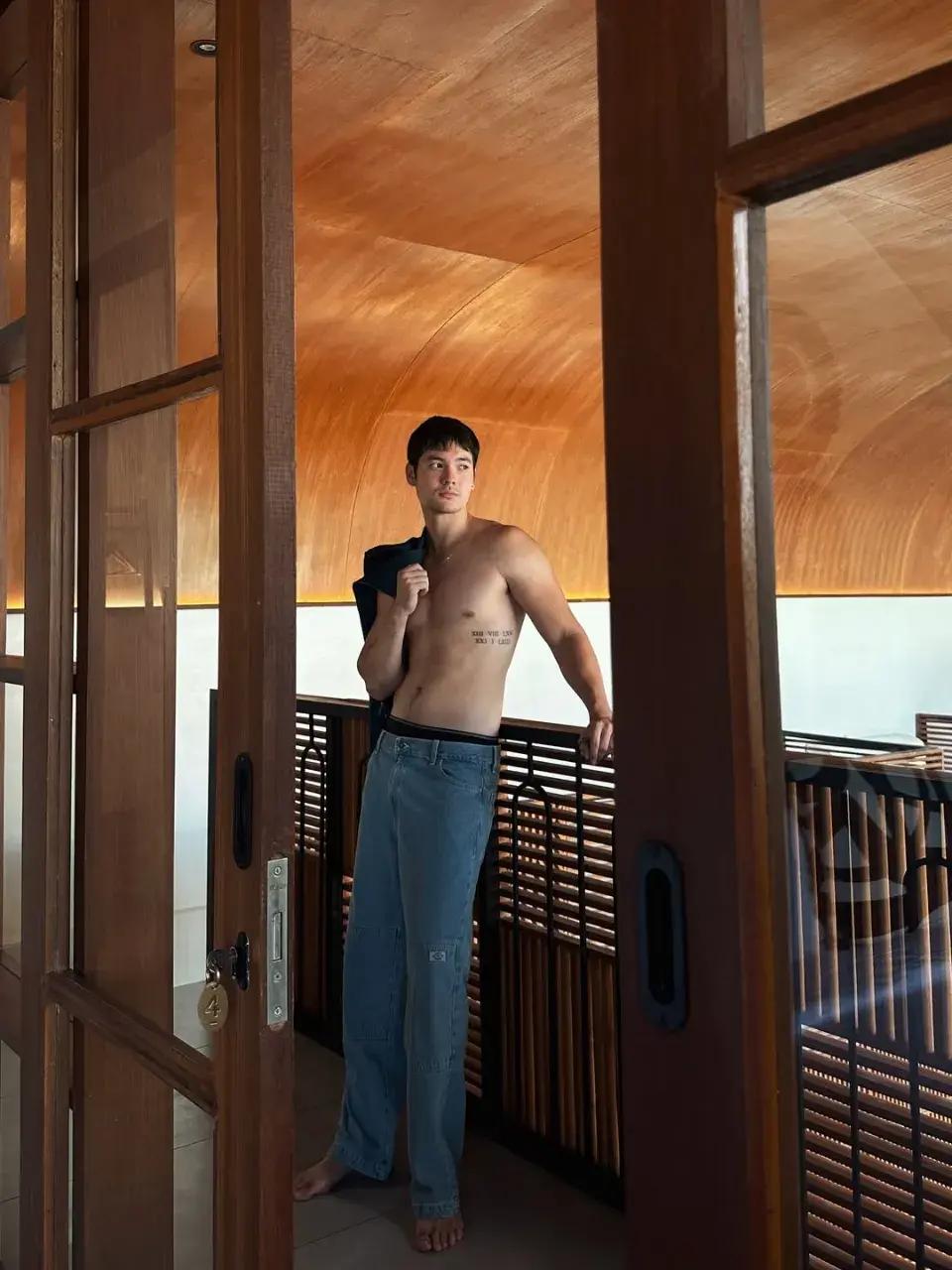 กรุบกรอบ