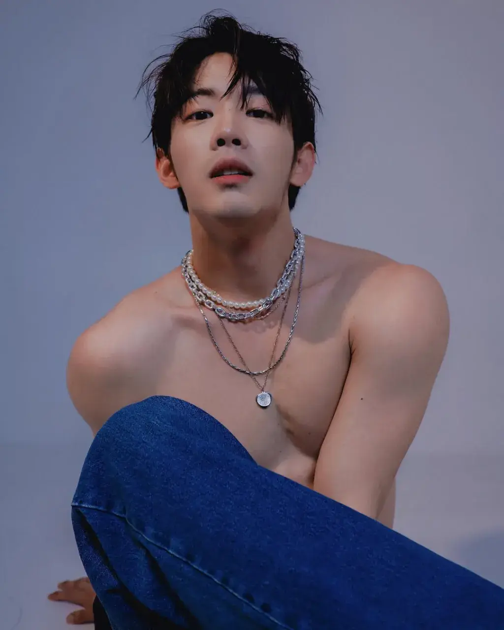 หนุ่มเกาหลีงานดี มีวาร์ป ( IG : dgncw )