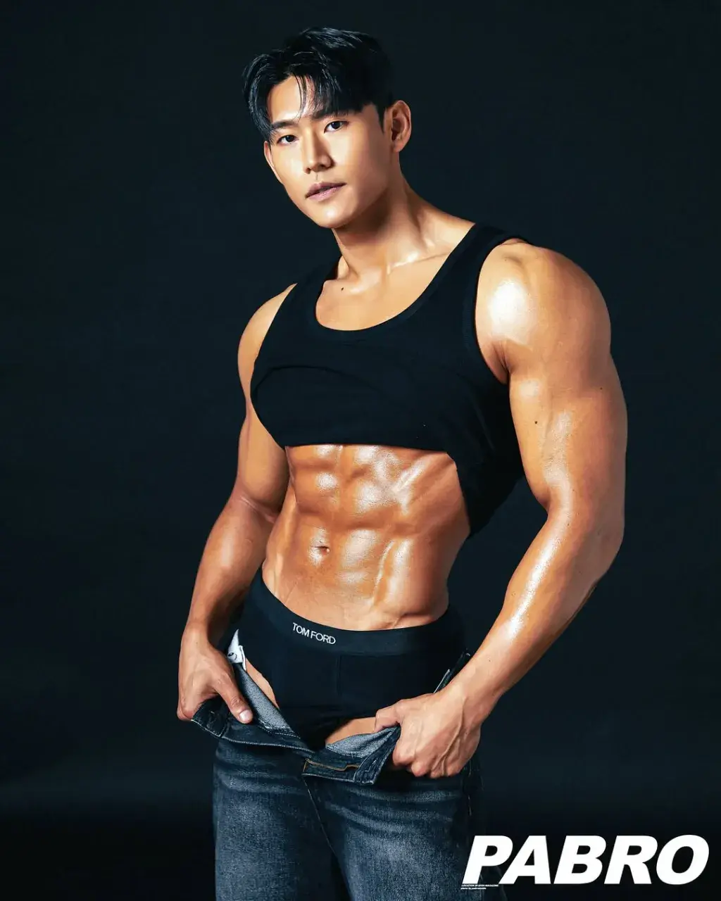 หนุ่มเกาหลีงานดี มีวาร์ป ( IG : _baron_0v0 )