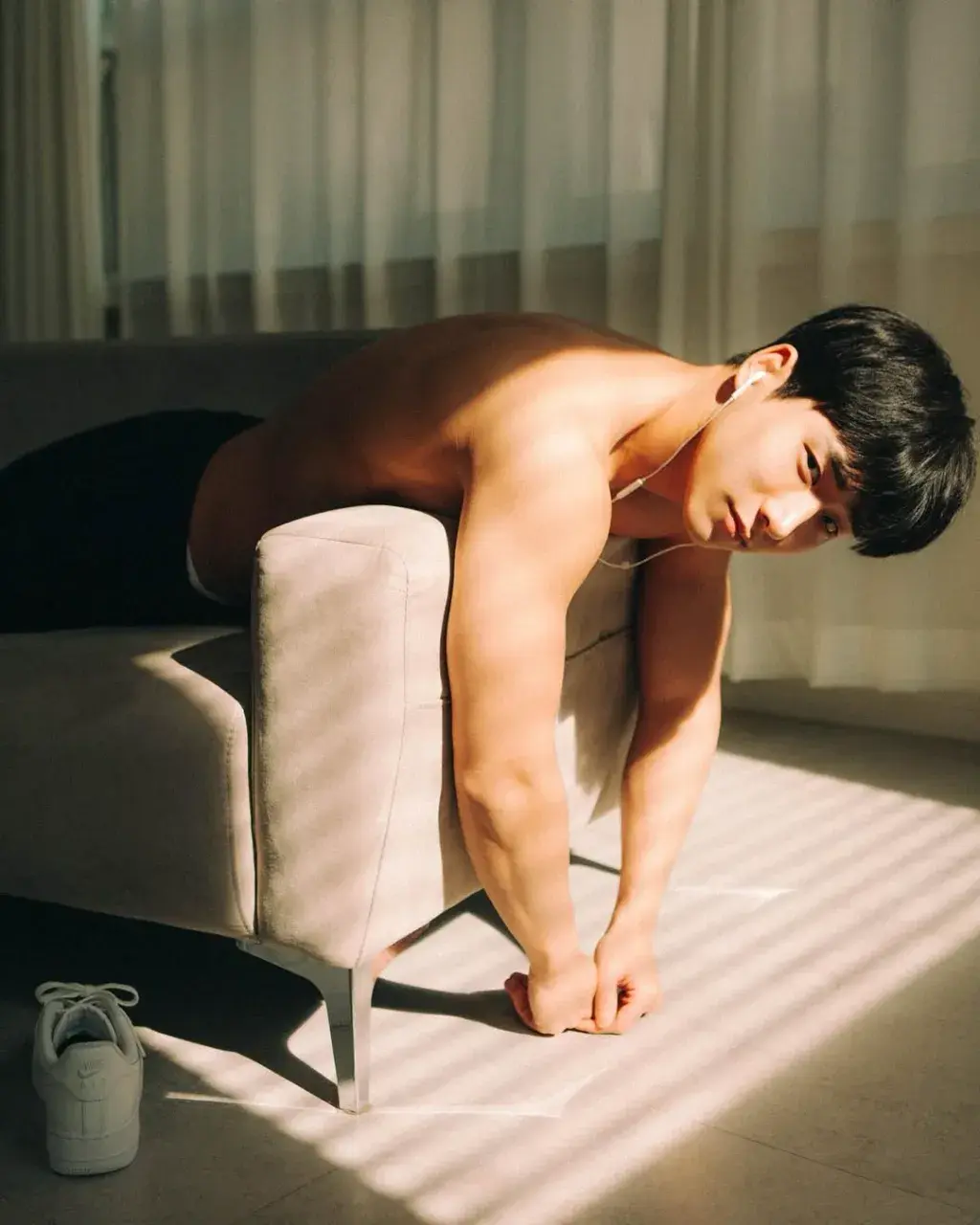 หนุ่มเกาหลีงานดี มีวาร์ป ( IG : khsccs )